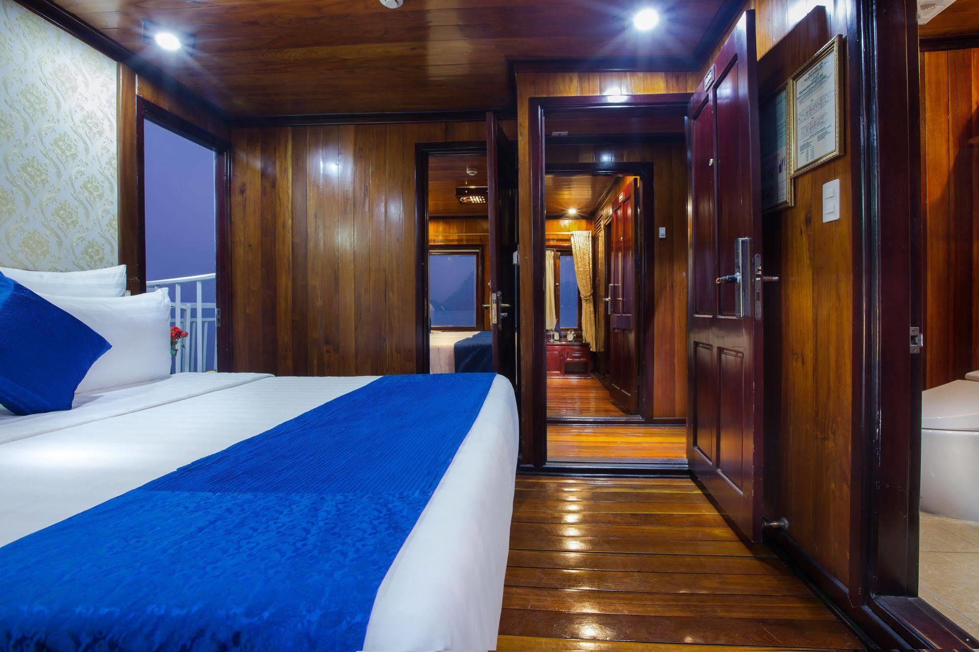 ホテル Flamingo Luxury Cruises ハロン エクステリア 写真