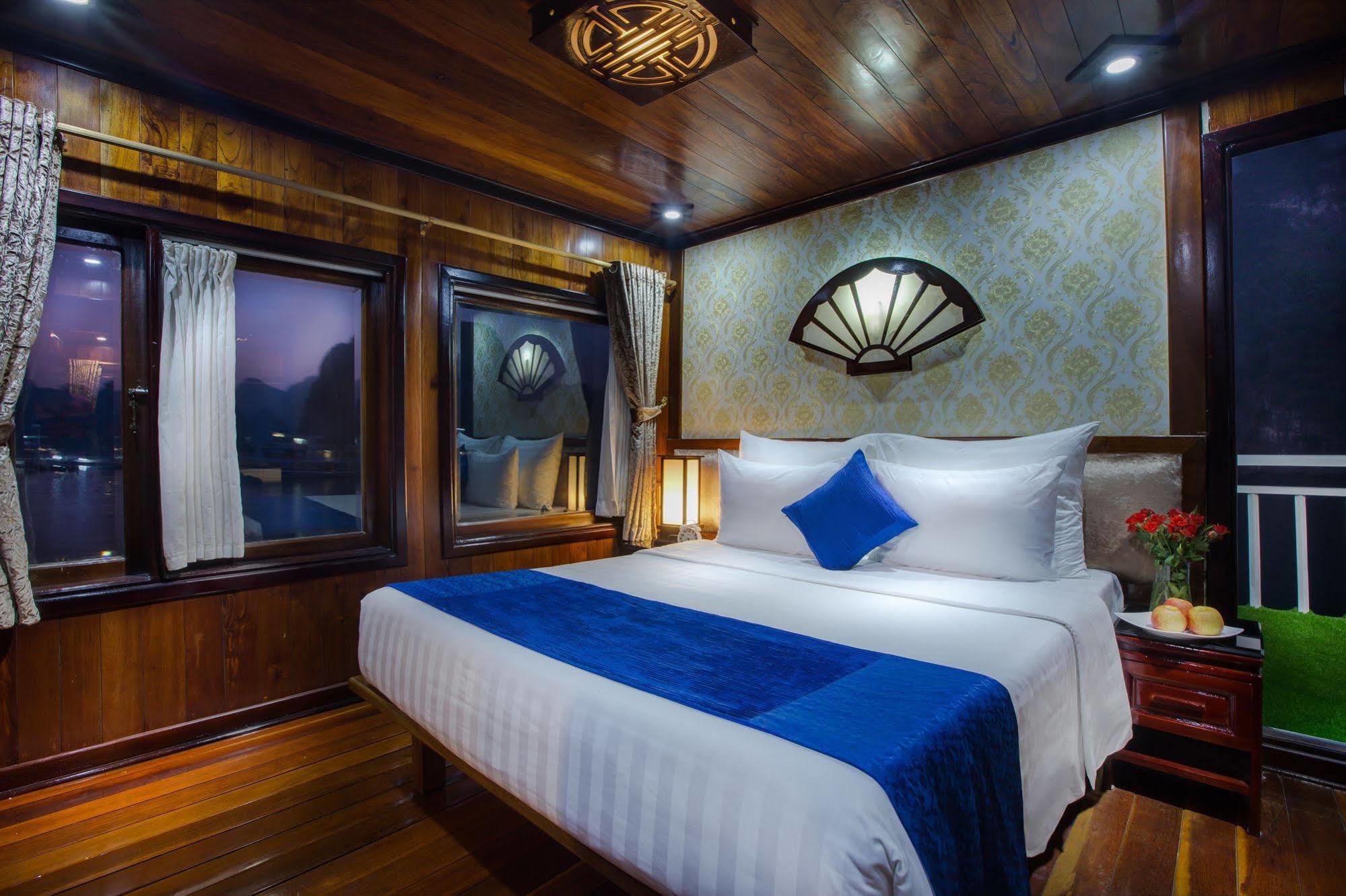 ホテル Flamingo Luxury Cruises ハロン エクステリア 写真