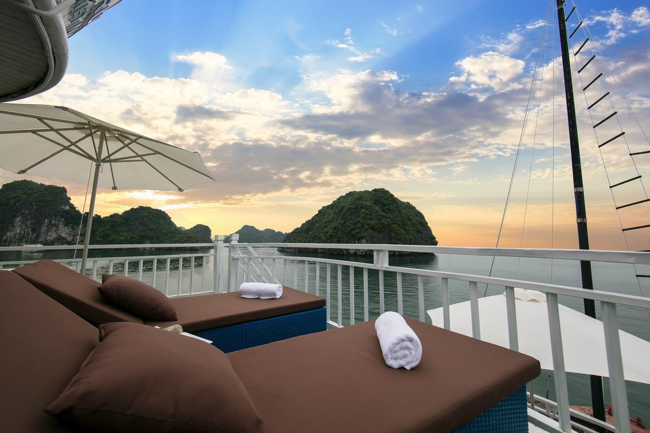 ホテル Flamingo Luxury Cruises ハロン エクステリア 写真
