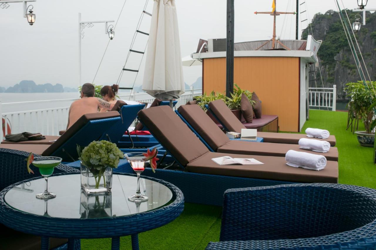 ホテル Flamingo Luxury Cruises ハロン エクステリア 写真
