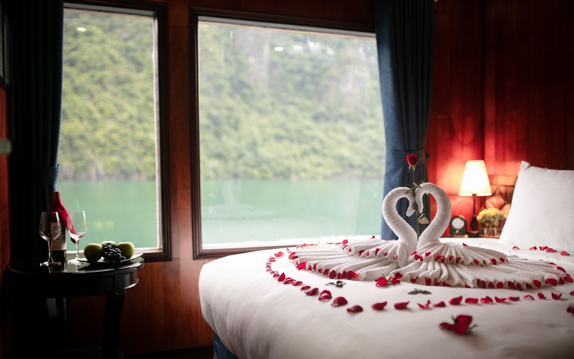 ホテル Flamingo Luxury Cruises ハロン エクステリア 写真