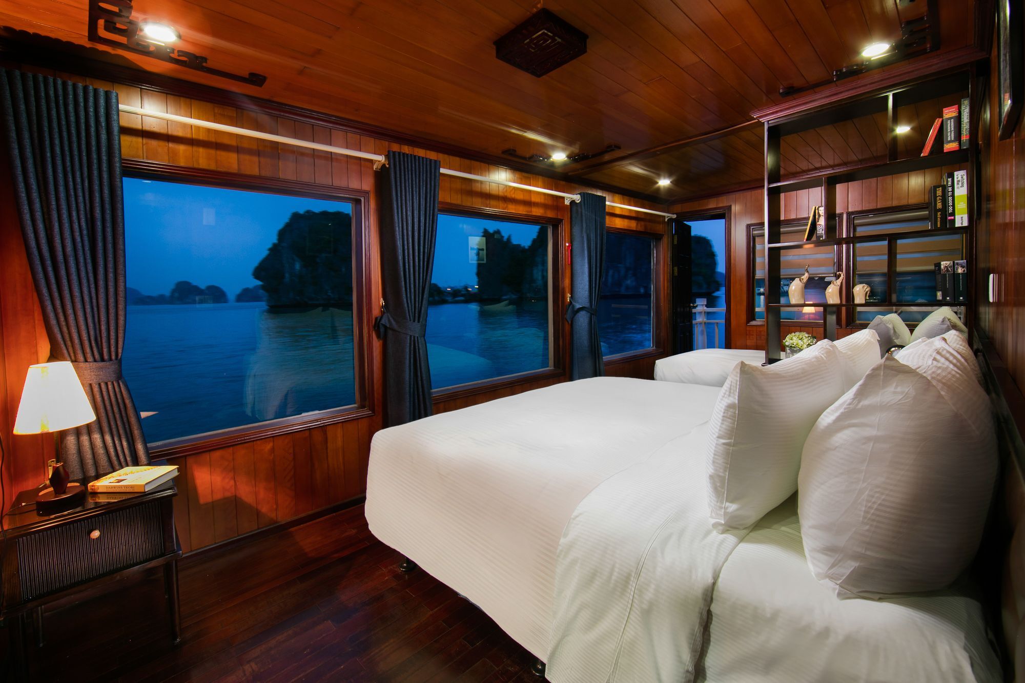 ホテル Flamingo Luxury Cruises ハロン エクステリア 写真